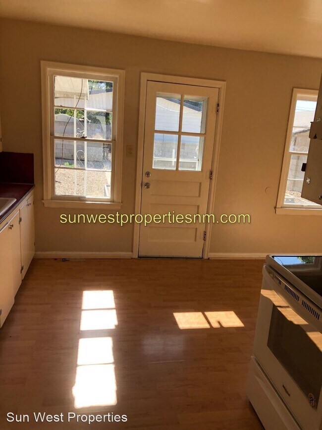 Foto del edificio - 2 br, 1 bath House - 1010 N. Loma Linda