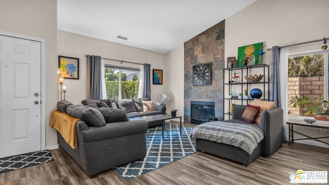 Building Photo - 1574 Amelia Way
