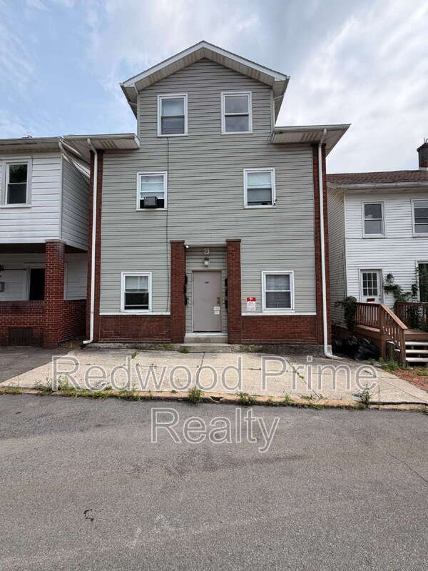 Building Photo - 1307 16th Ave