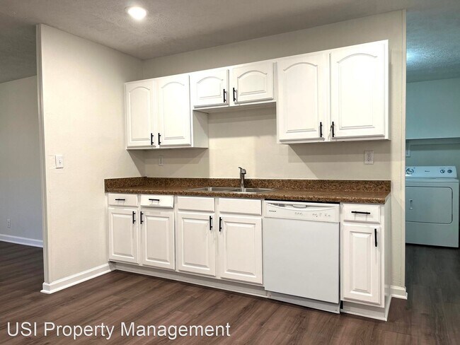 Building Photo - 3 br, 1 bath House - 5140 W 34th St