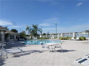 Foto del edificio - 5031 Wiles Rd