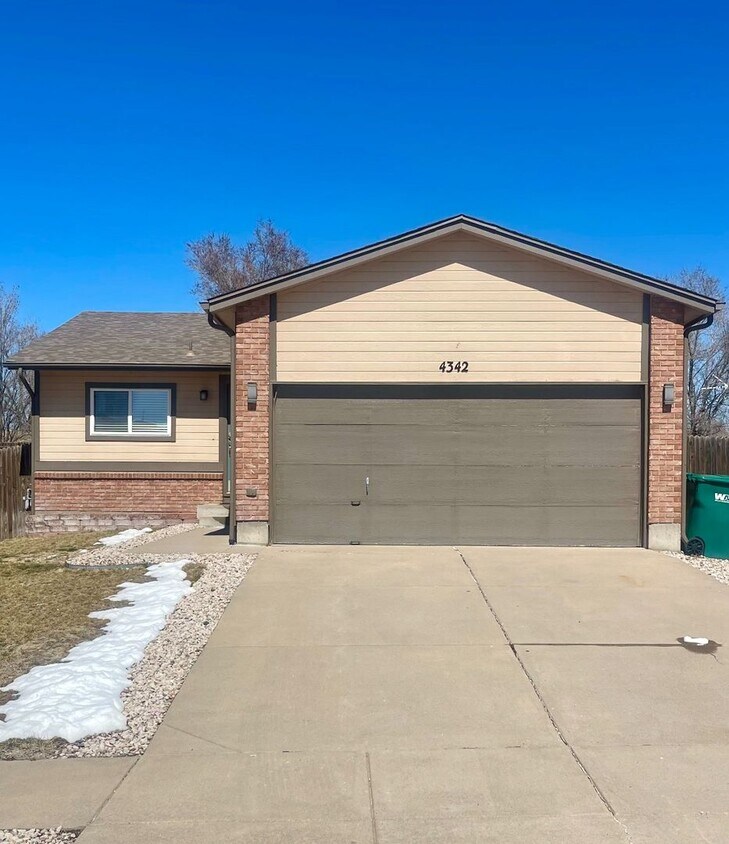 Foto principal - Cozy one level home in Security/Widefield