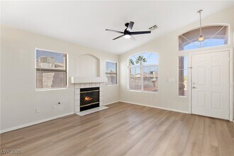 Building Photo - 917 Blue Arroyo Dr