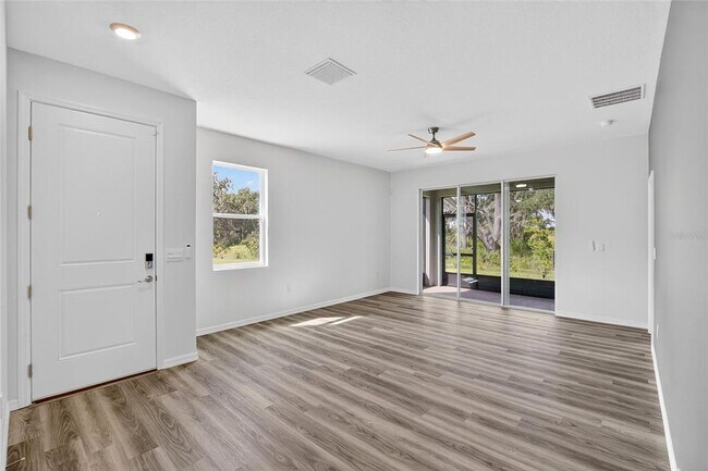 Building Photo - 4025 Westwood Flds Lp