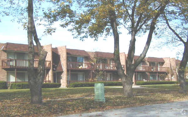 Primary Photo - 436-440 N Roberts Dr