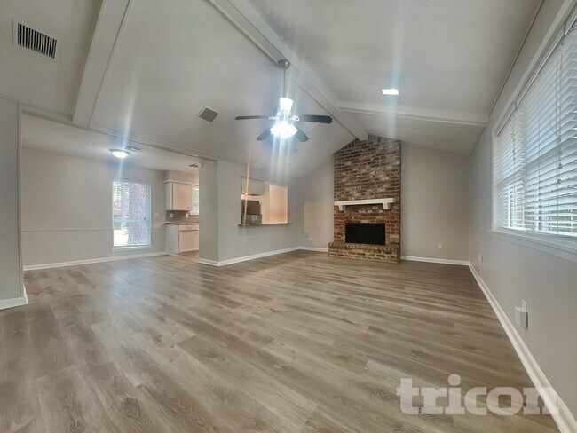 Building Photo - 23107 Earlmist Dr