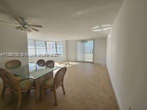 Foto del edificio - 5555 Collins Ave