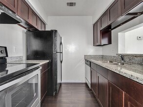 Building Photo - 12658 Ashford Meadow Dr