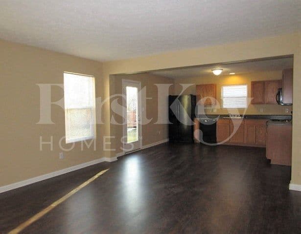 Building Photo - 11419 High Grass Dr