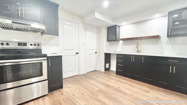 Building Photo - 275 Ironside Dr