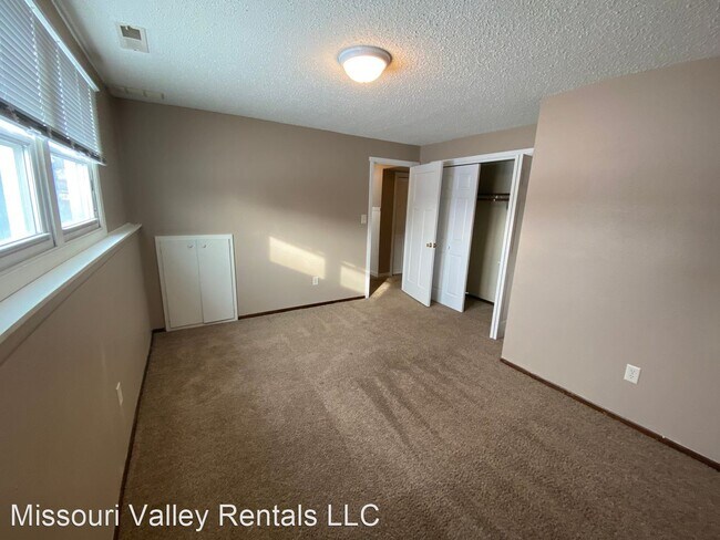 Foto del edificio - 2 br, 1.5 bath House - 512 17th Street NW