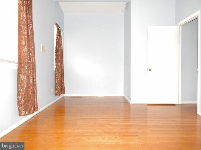 Foto del edificio - 3804 Janbrook Rd