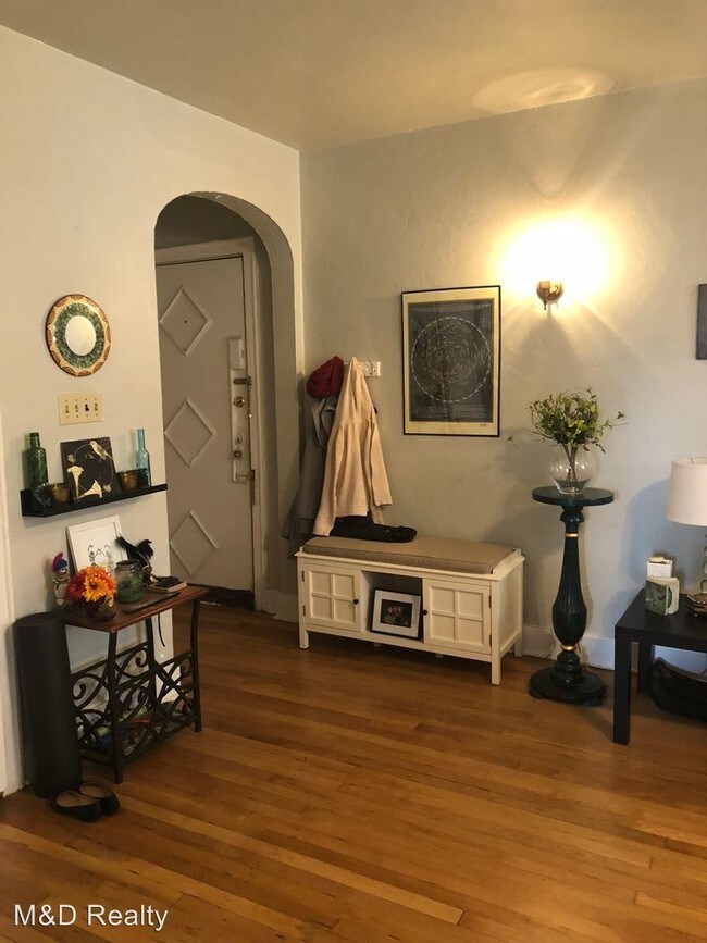 Foto del edificio - 5851 Morrowfield Ave