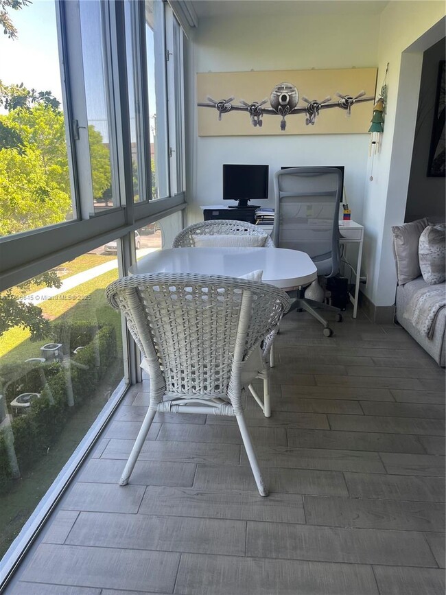 Foto del edificio - 1401 SW 128th Terrace