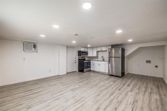 Foto del edificio - 2737-2732 Stuart Dr