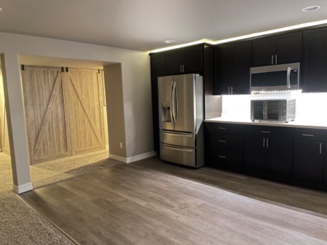 Foto del edificio - 5383 Homeward Dr