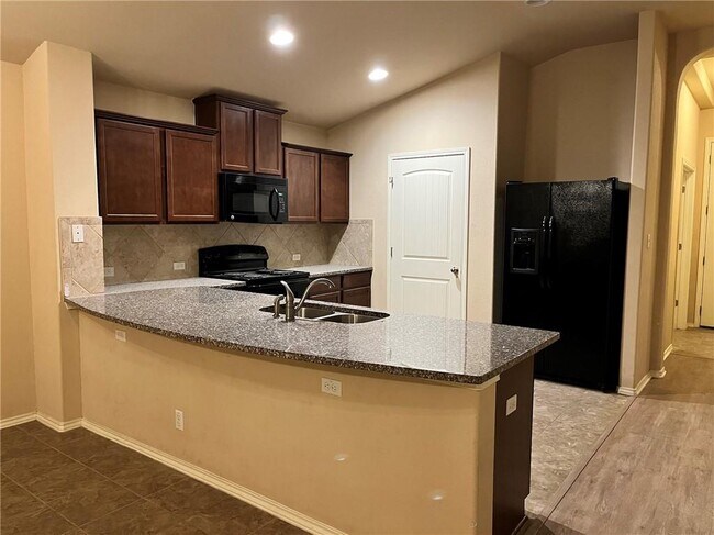 Foto del edificio - 17328 Bridgefarmer Blvd