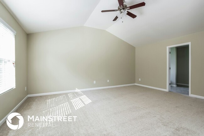 Foto del edificio - 5892 Village Loop