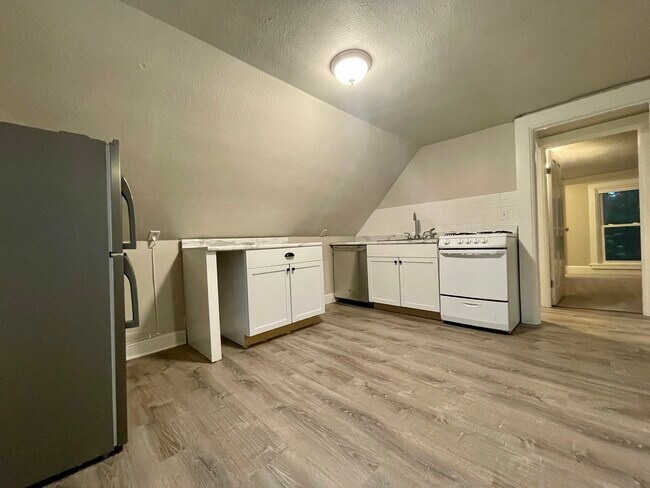 Foto del edificio - 938 E Dayton St