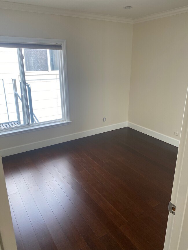 Foto del edificio - 569 28th Ave
