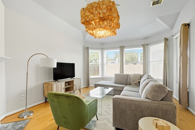 Building Photo - 11611 Summer Moon Dr