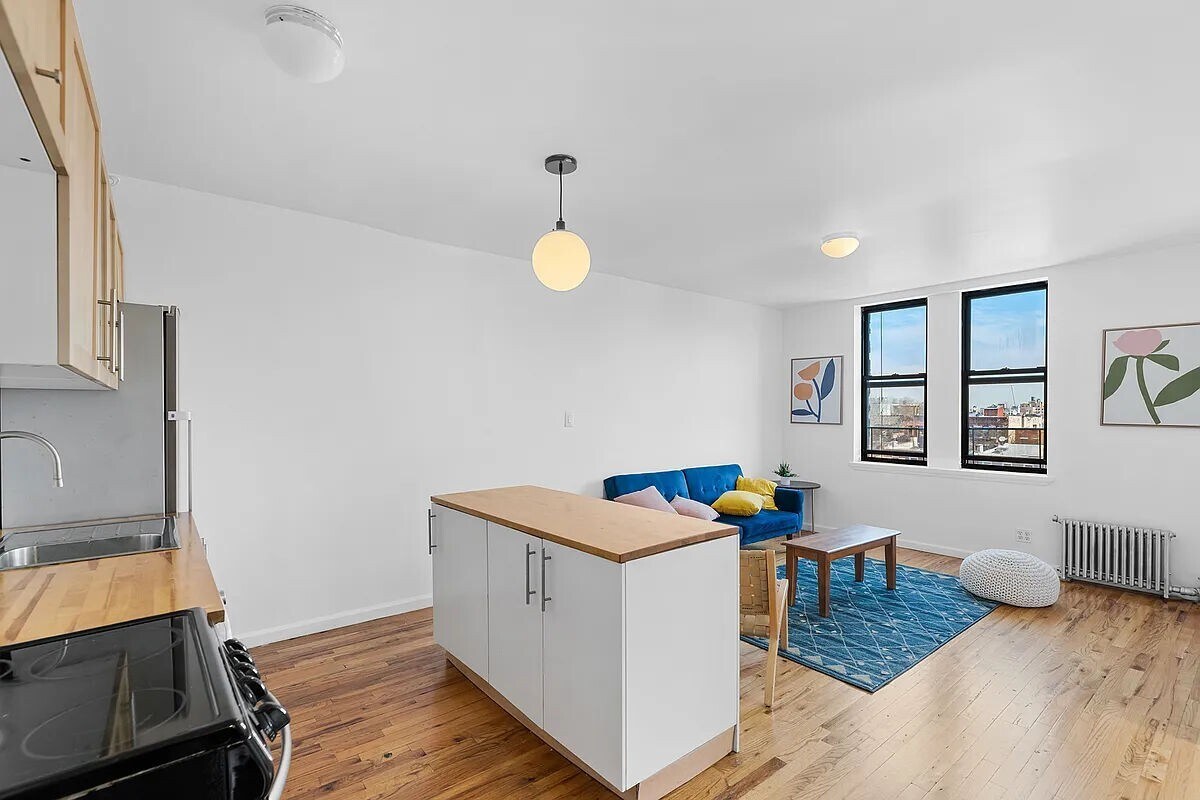 90 Downing St Unit 41, Brooklyn, NY 11238 Room for Rent in Brooklyn