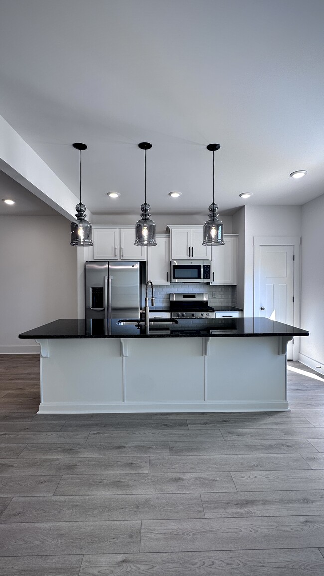 Building Photo - 1331 Maplesmith Wy