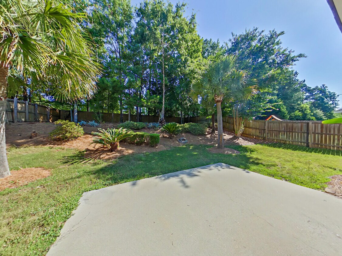 Foto principal - 615 Ventana Dr