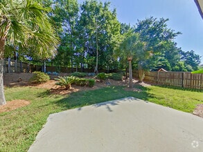 Building Photo - 615 Ventana Dr
