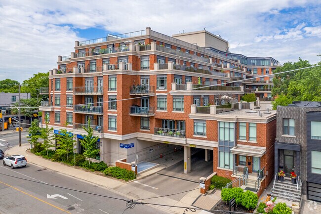 Photo du bâtiment - Shoppes on Avenue