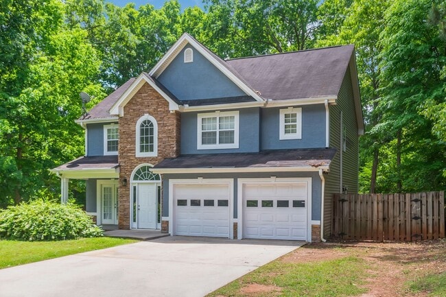 Luxurious Oasis with Unbeatable Move-In Deal in Covington - Luxurious Oasis with Unbeatable Move-In Deal in Covington House