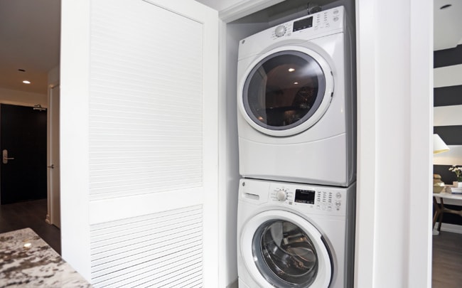 Foto del edificio - 701 N Hudson Ave