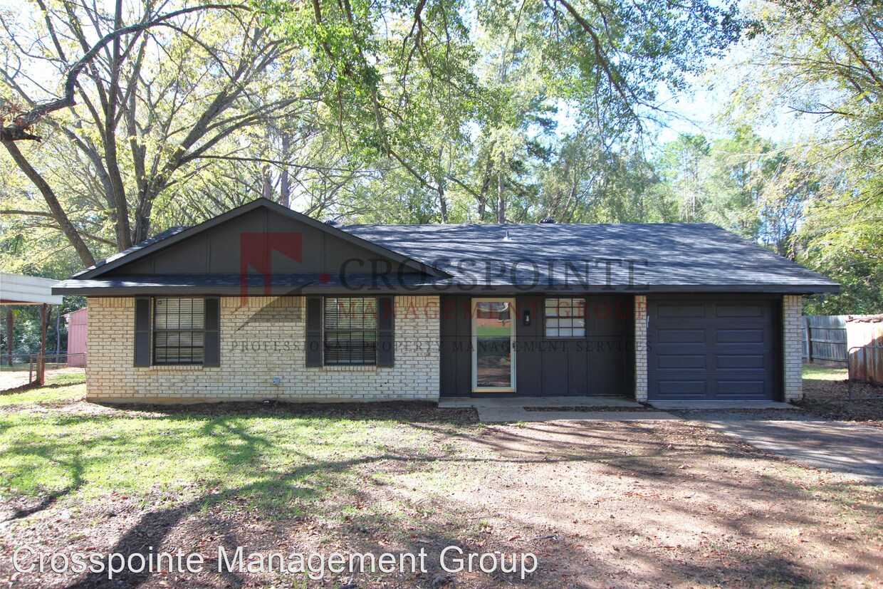 Primary Photo - 3 br, 1.5 bath House - 12336 Chapman Rd