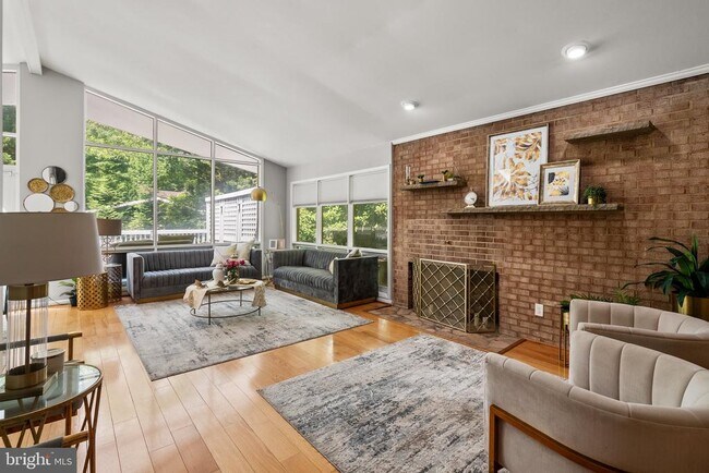 Foto del edificio - 7713 Arrowood Ct