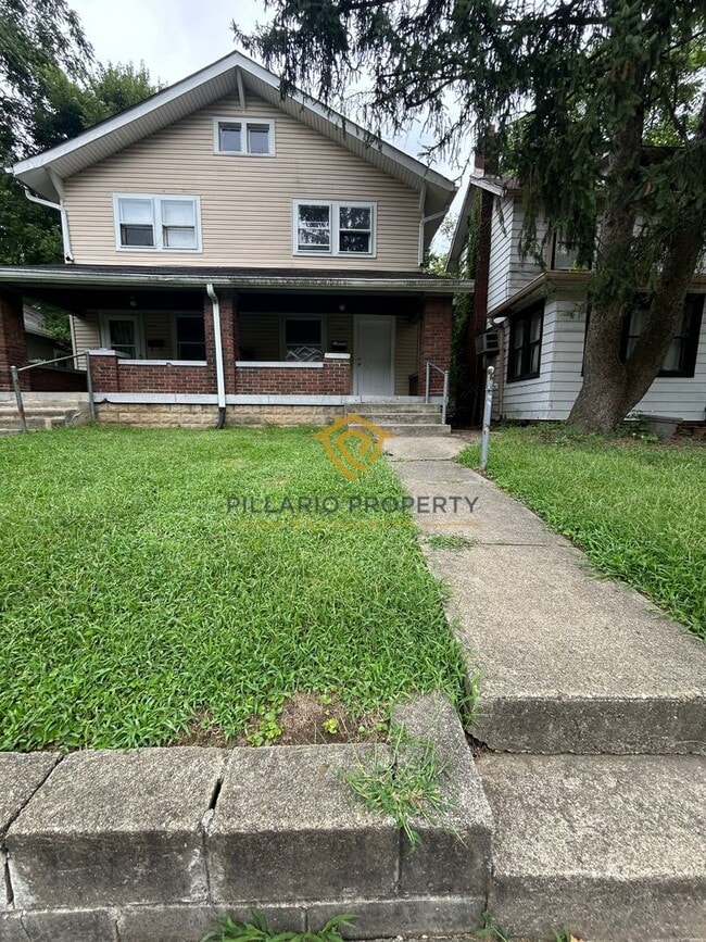 Building Photo - 3943-3945 Cornelius Ave