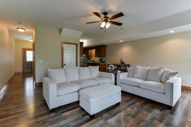 Building Photo - PRE-LEASING