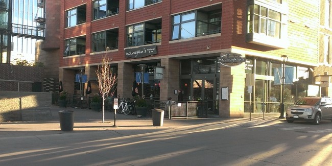 Foto del edificio - 2100 W 16th St