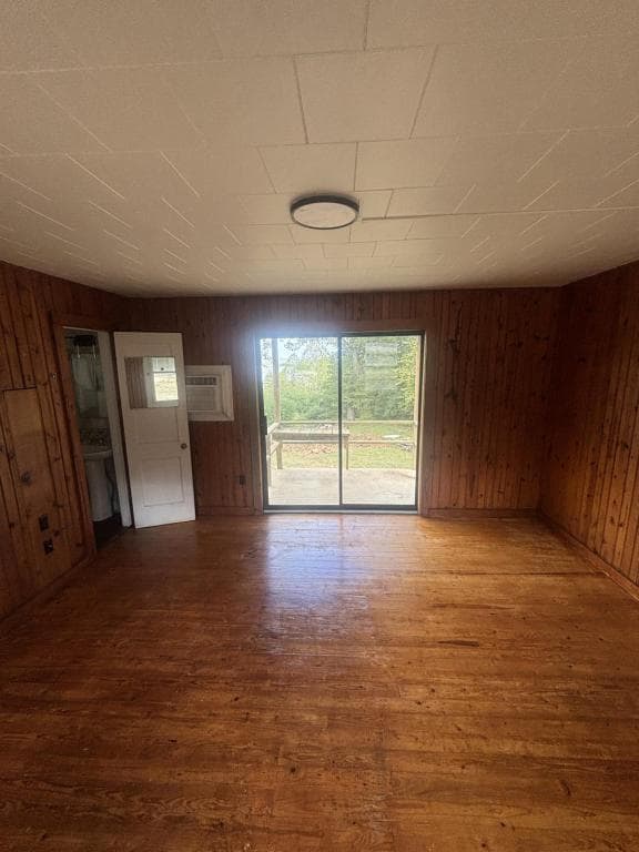 Building Photo - 1527 Cranfield Rd