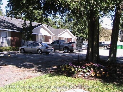 Primary Photo - 4013-4013 SW 27th St