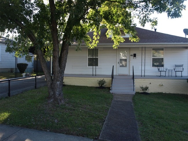 Building Photo - 347 Glascock St