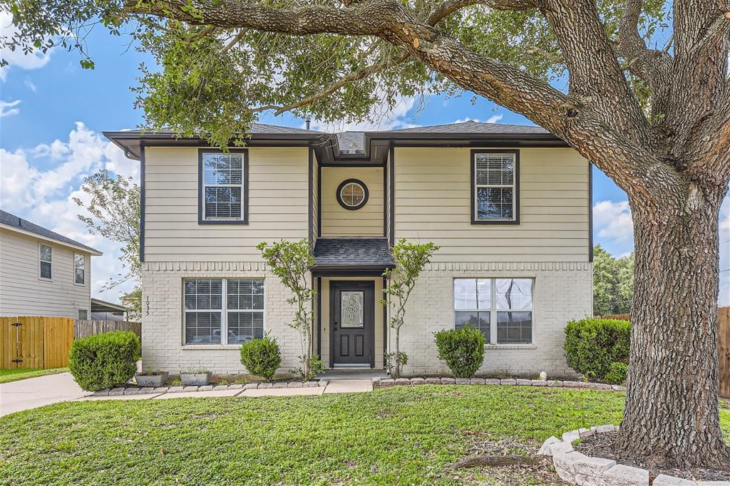 Primary Photo - 1035 San Antonio Ct