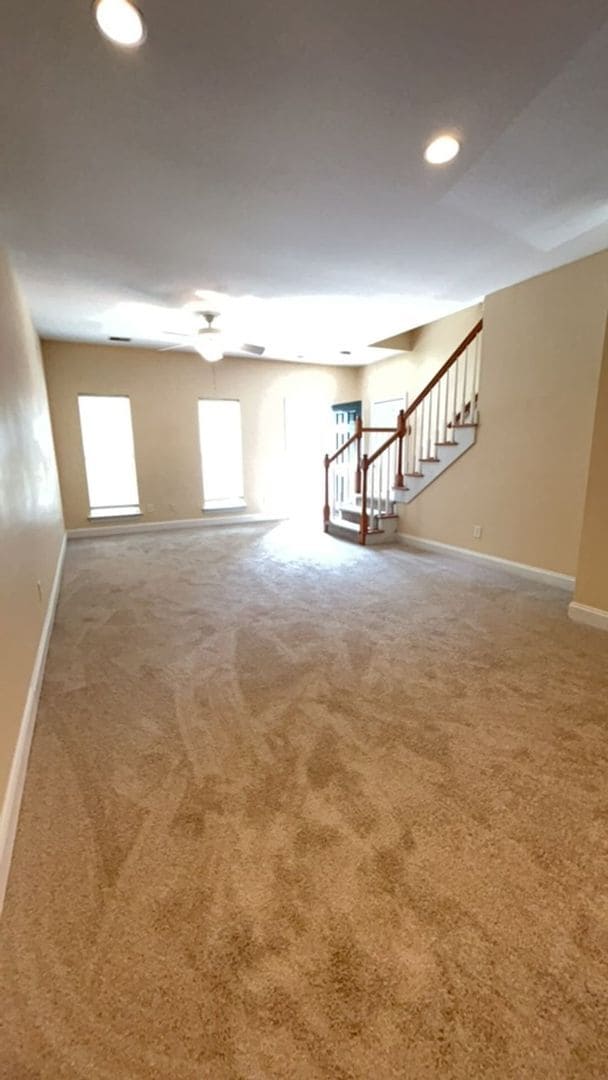 Building Photo - 3 Bedroom Townhome house in Steeple Point subdivision