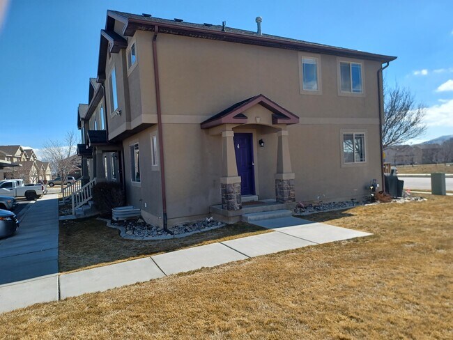 Foto del edificio - 8045 N Plum Creek Dr