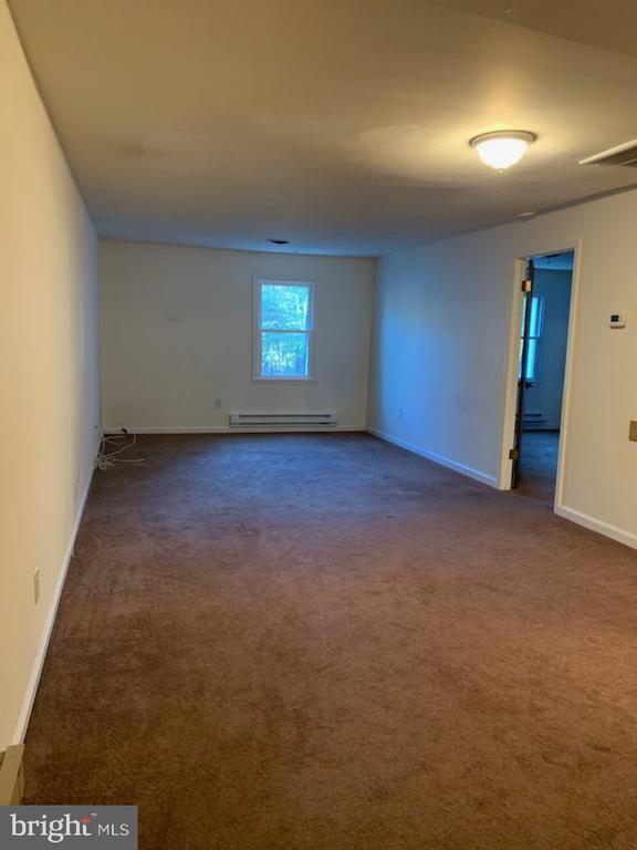 1009 N Bethlehem Pike Unit APT C, Spring House, PA 19002 Room for