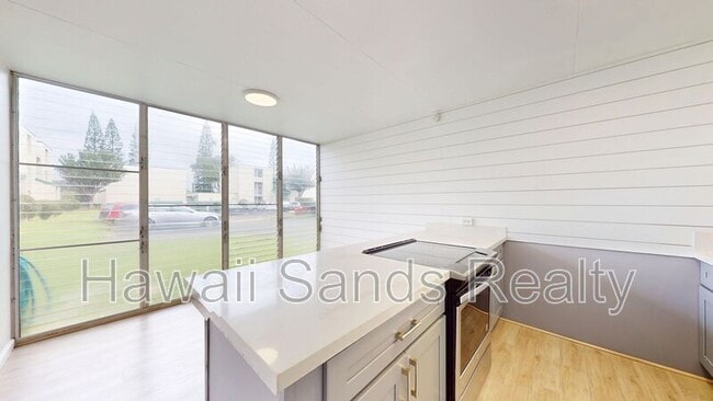 Building Photo - 95-021 Kuahelani Ave