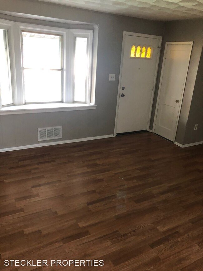 Building Photo - 2 br, 1 bath House - 1929 Armco Way