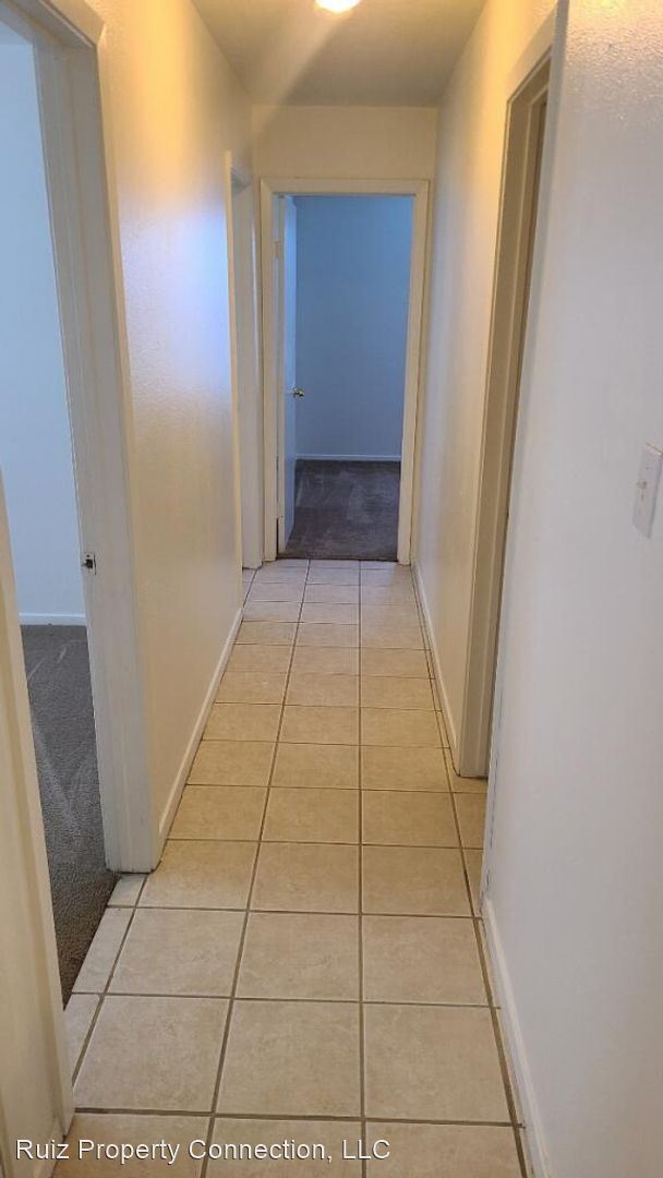 Building Photo - 3 br, 2 bath House - 1902 San Rafael