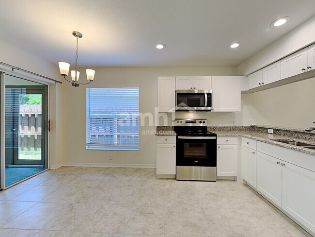 Foto del edificio - 927 Windton Oak Dr