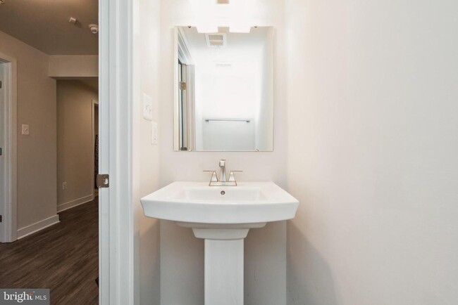 Foto del edificio - 5603 Richmanor Terrace