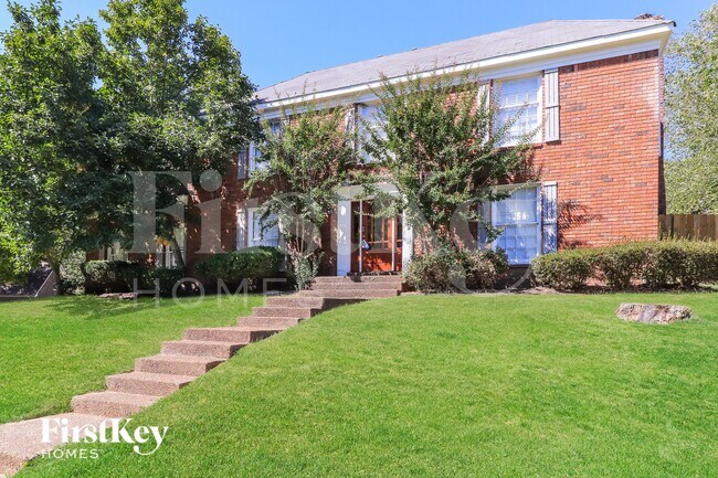 Foto del edificio - 675 Tealwood Ln